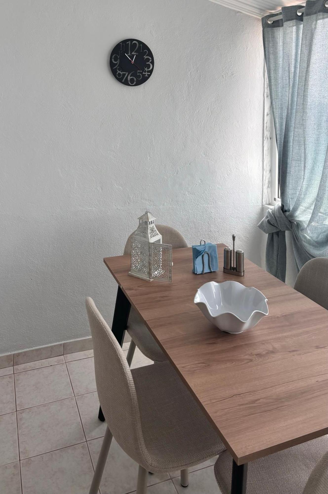 Seascape Terrace Apartment *